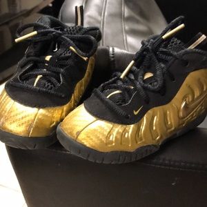 Nike little Posite Pro